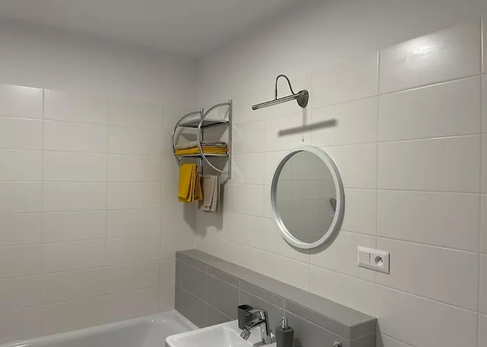 Make Yourself At Apartment *