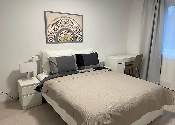 Make Yourself At Apartment *