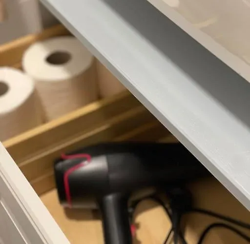 Make Yourself At * براتسيلافا